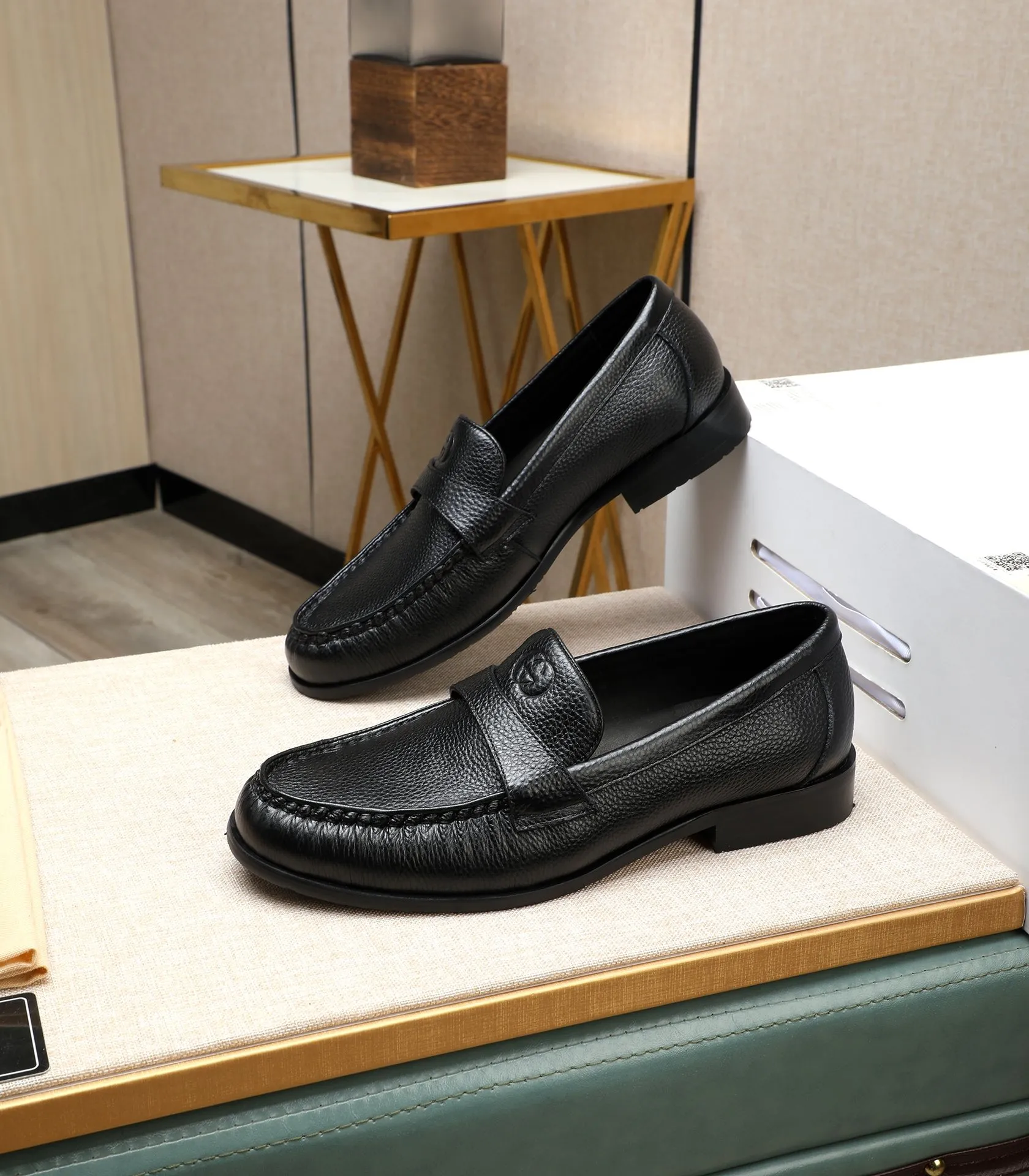 Men's shoes 💰500 📛📛 Original version (water-dyed cow lining) GUCCI official website formal shoes 🌀 Italian 🇮🇹 imported cowhide ➕ top imported water-dyed cowhide lining 💋 fine handmade original bottom, the real thing looks better when photographed in person Standard size 38-44 (45 46 customized)